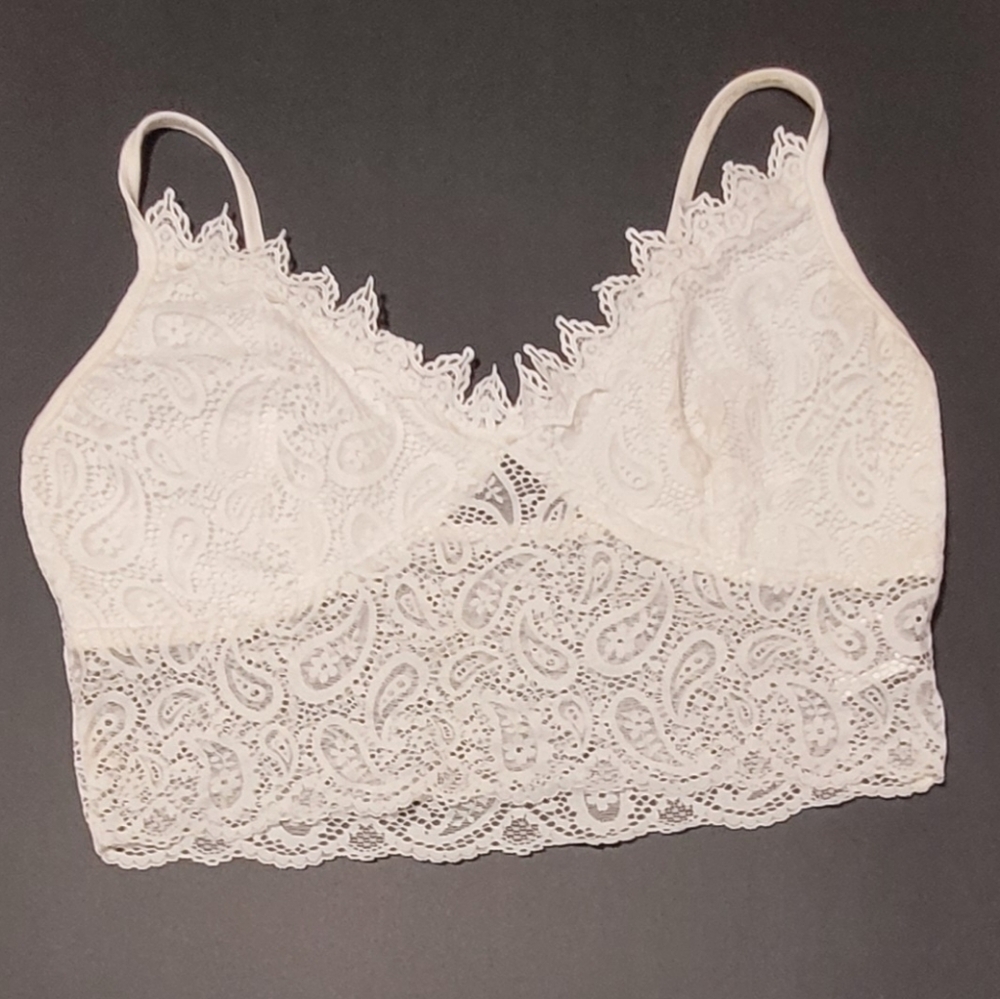Elegant White Lace Beach Top ~ Large